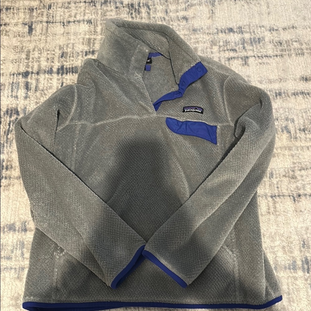 Patagonia Gray and Blue Men's Sweater